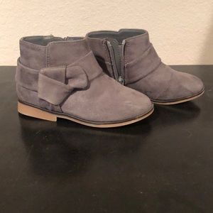 Grey toddler booties size 9